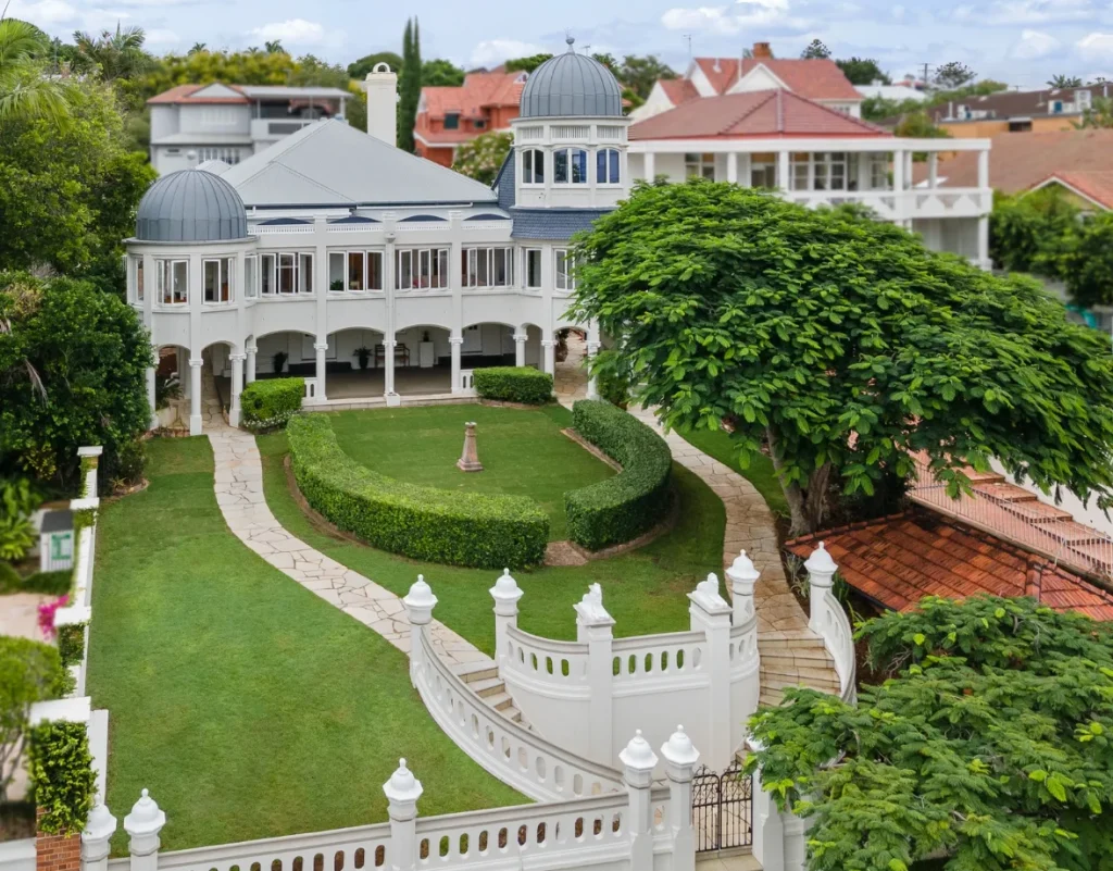 Hamilton property sale

